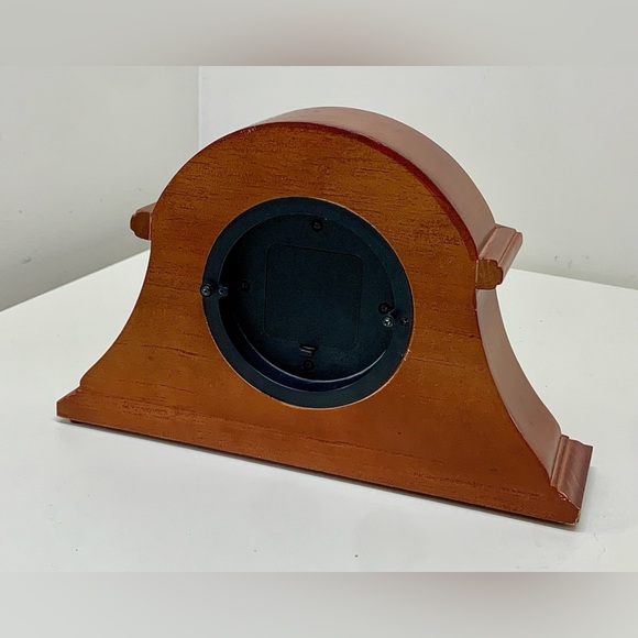 Vtg Brownstone Gold Tone Metal Hardwood Quartz Analog Mantle Clock - Picture 14 of 16